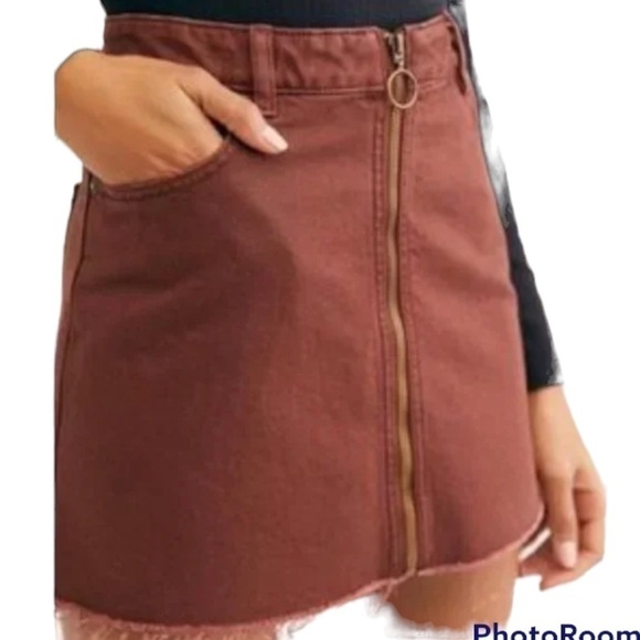 We The Free Dresses & Skirts - NEW We The Free By Free People Women's Maroon Denim Zip Up Frayed Mini Skirt!